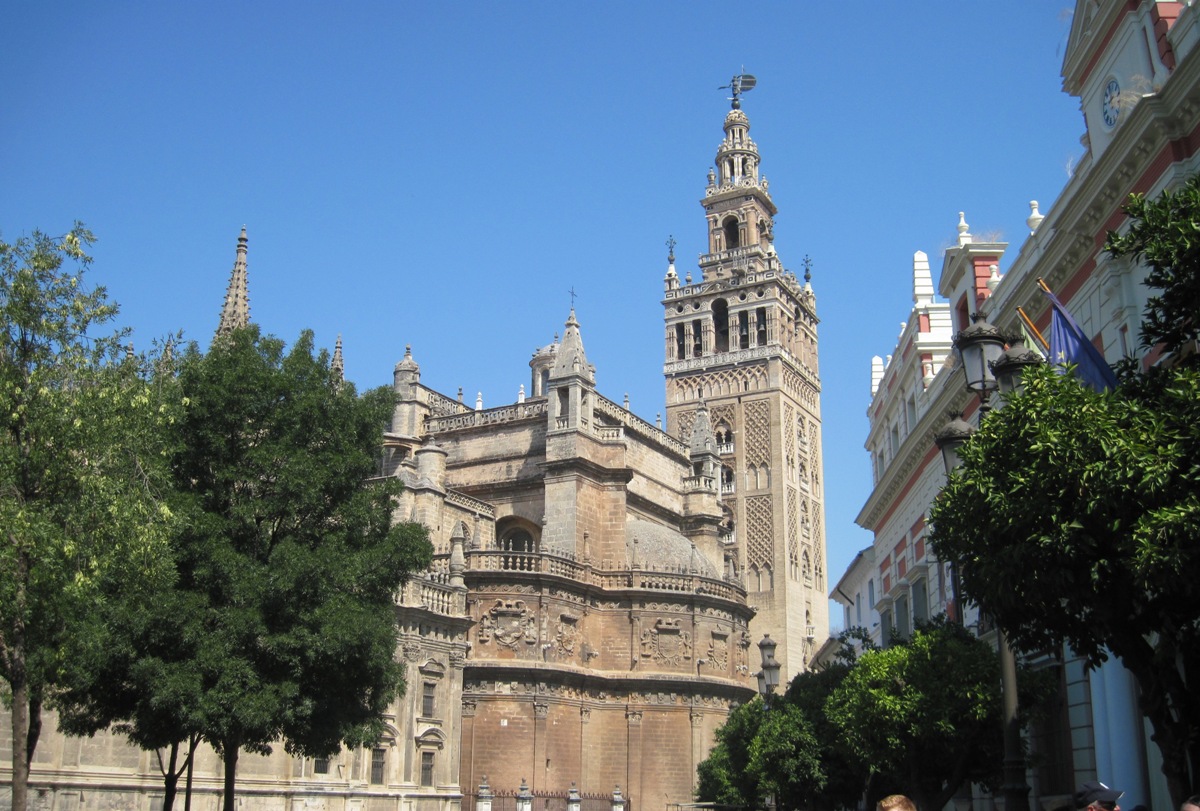 49-Esterno della Cattedrale e la Giralda